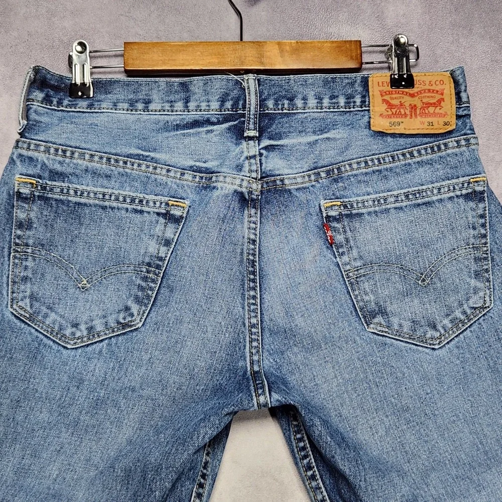 Levis levi 569
